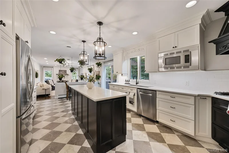 4 Nicole Way, Spring Valley, NY 10977, Spring Valley, New York, United States. - Photo 4