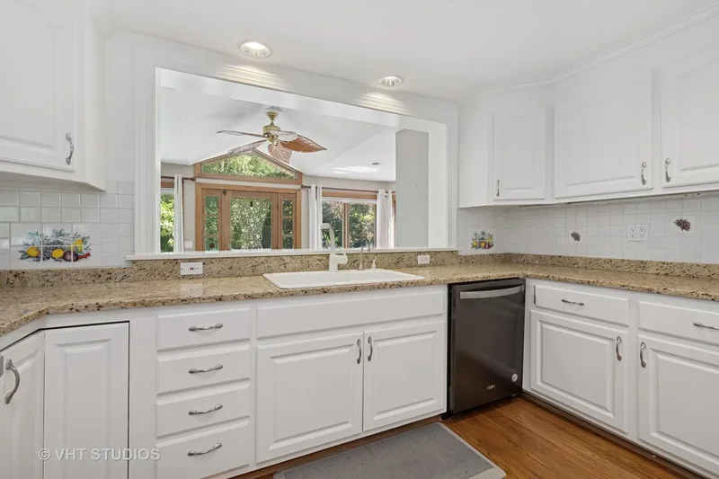 153 Algonquin Road, Barrington Hills, Illinois, United States. - Photo 17