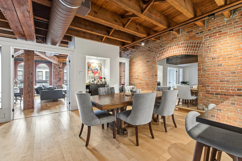 65 Rue St-Paul O. 407, Montréal, Quebec, Canada. - Photo 5