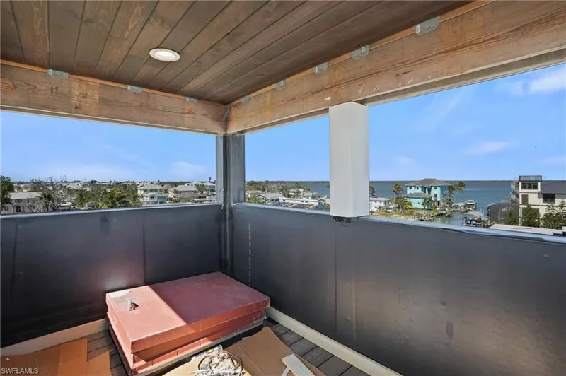 189 Curlew ST, Fort Myers Beach, Florida, United States. - Photo 20