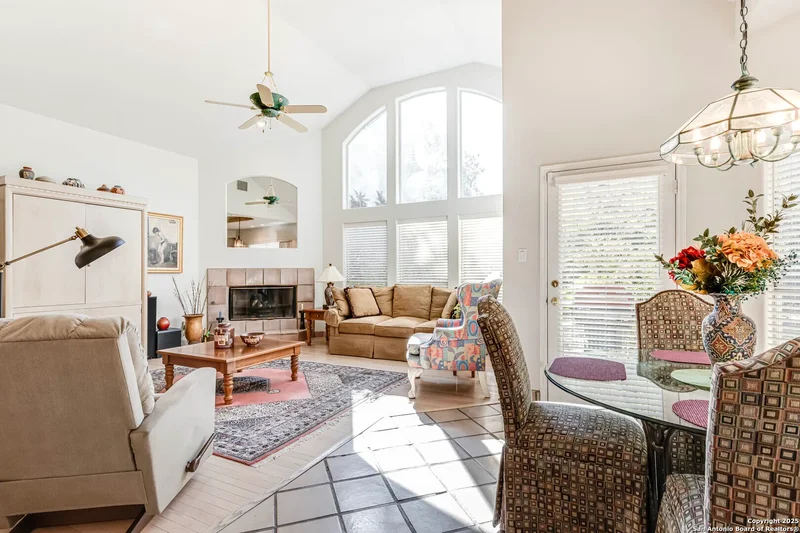 7 Eton Green Circle, San Antonio, TX 78257, San Antonio, Texas, United States. - Photo 29