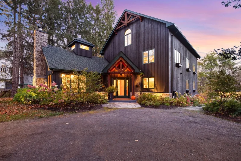102 Ch. de la Belle-Terre, Chelsea, Quebec, Canada. - Photo 19