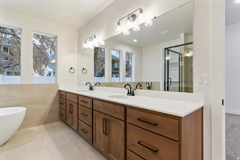 1204 N 1875 E, Layton, Utah, United States. - Photo 29