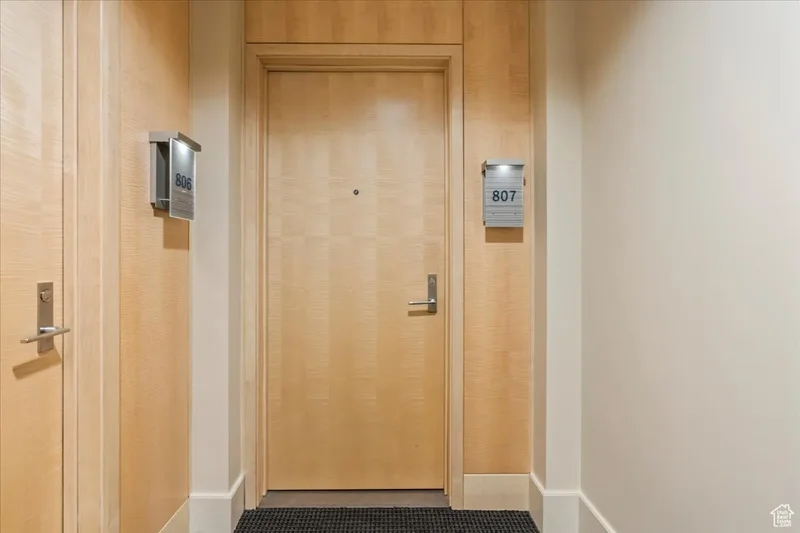 35 E 100 Unit# 807, Salt Lake City, UT 84111, Salt Lake City, Utah, United States. - Photo 24