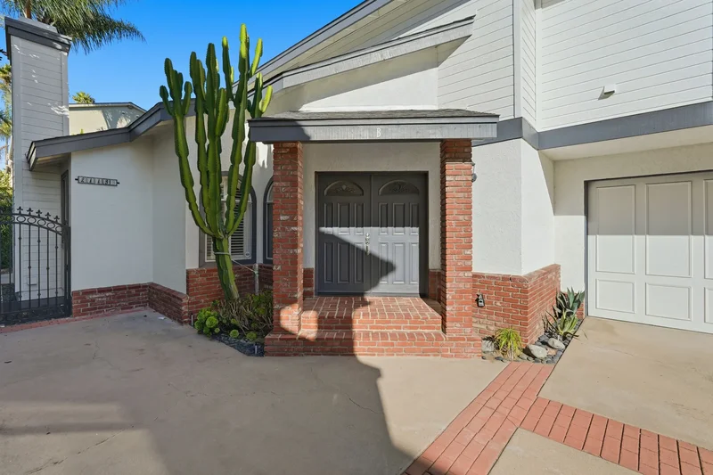 2113 Marshallfield Lane, Redondo Beach, Ca 90278