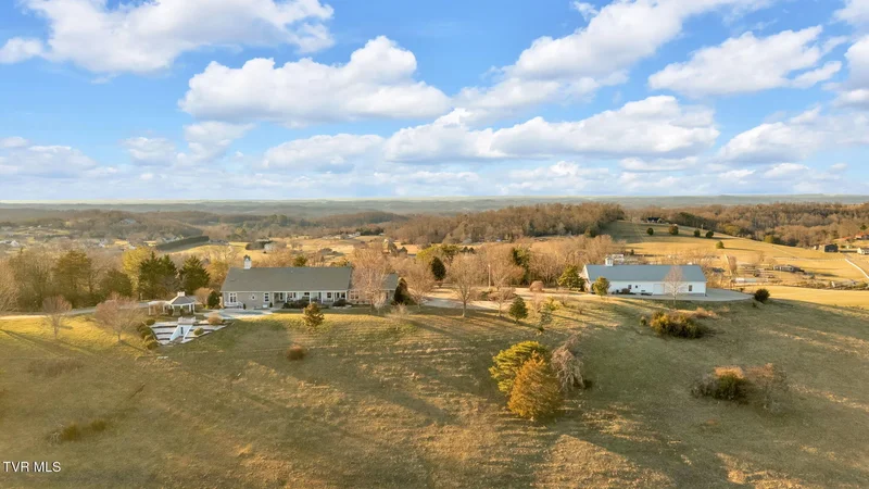 215 Lick Hollow Road, Greeneville, TN 37743, Greeneville, Tennessee, United States. - Photo 33