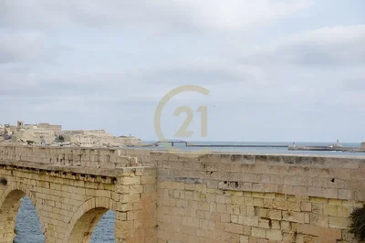 Thumbnail 25