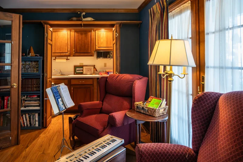 96 Hunter Lane , Queensbury, NY 12804, Queensbury, New York, United States. - Photo 32