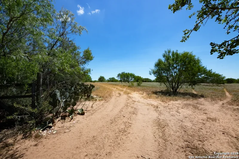 19217 Applewhite, San Antonio, TX 78264, San Antonio, Texas, United States. - Photo 36