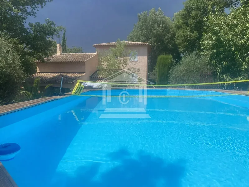 Saint-Paul-en-Forêt, Provence-Alpes-Côte d'Azur, France. - Photo 11