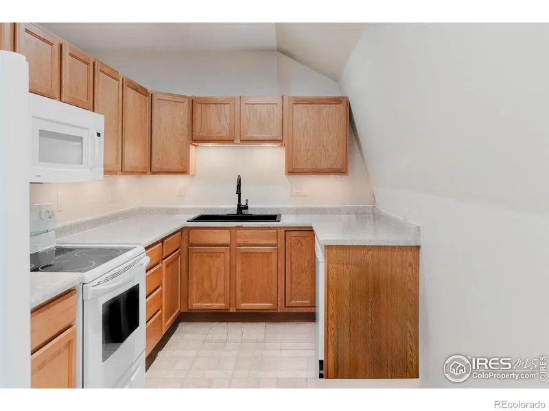 6789 Niwot Road, Longmont, Colorado, United States. - Photo 19