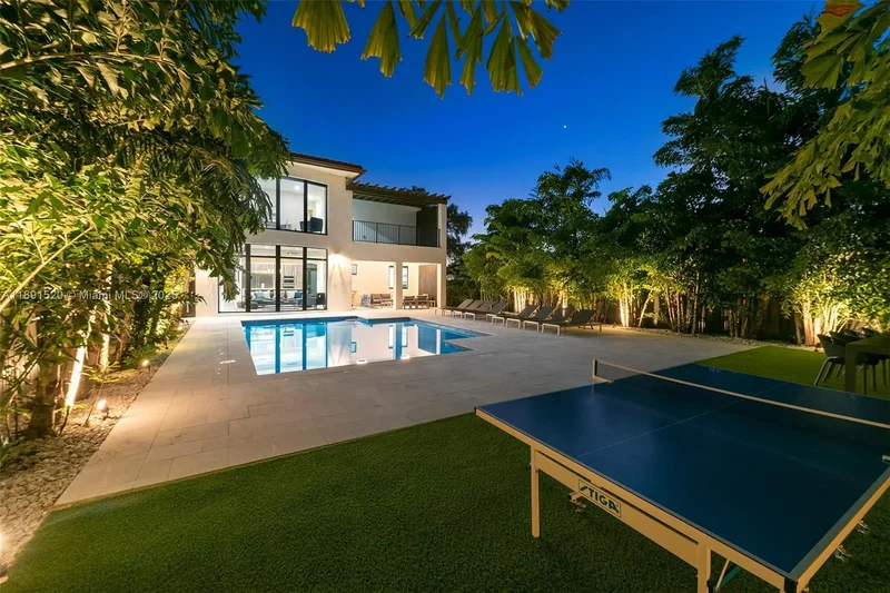 6529 SW 30th St, Miami, Florida, United States. - Photo 43