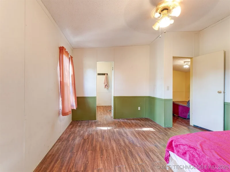 24609 E Lakeview Road, Yale, OK 74085, Yale, Oklahoma, United States. - Photo 47