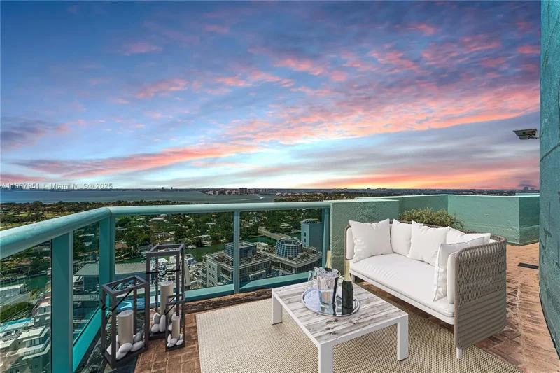 6000 Indian Creek Dr PH 2501, Miami Beach, Florida, United States. - Photo 24