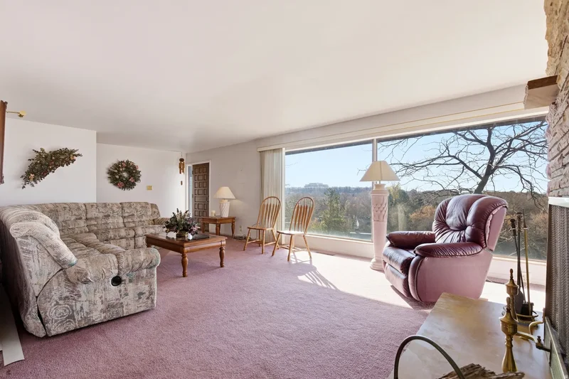 1325 E MILNE LN, Midvale, Utah, United States. - Photo 2