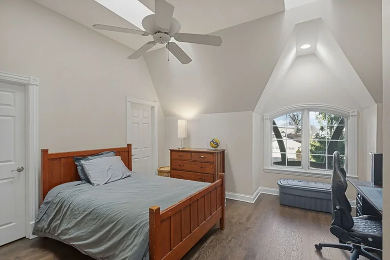 2611 Laurel Lane, Wilmette, IL 60091, Wilmette, Illinois, United States. - Photo 23