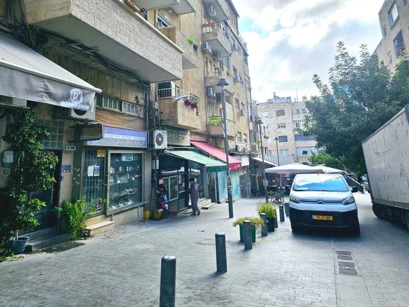 Cozy 1-Bedroom Apartment in the Heart of Jerusalem – Ideal Investment Opportunity