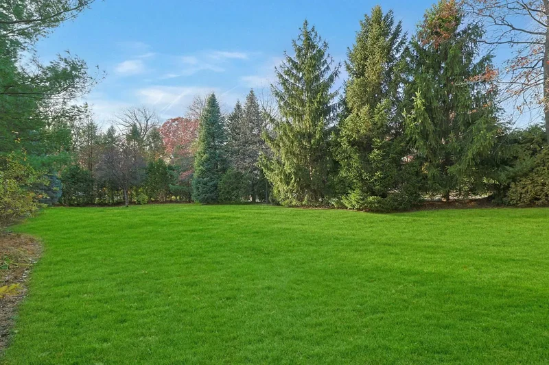 5000 Grosvenor Avenue, New York, New York, United States. - Photo 48