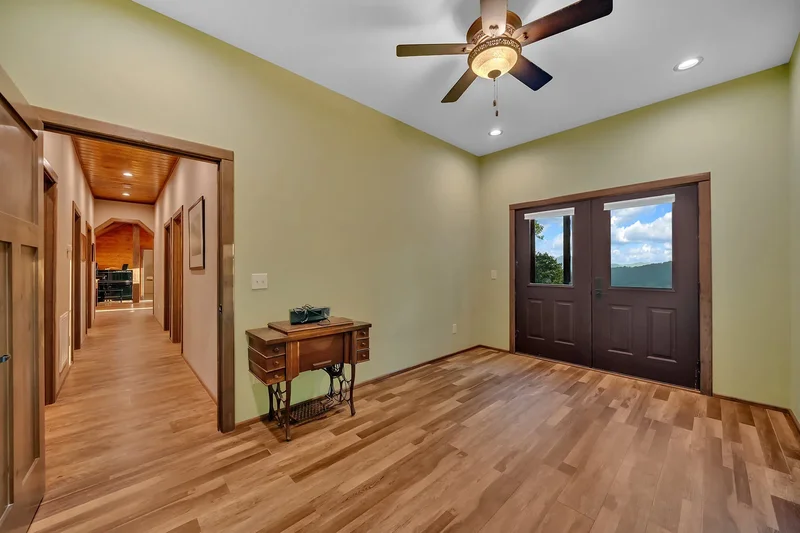 139 Lakeridge Lane, Butler, TN 37640, Mountain City, Tennessee, United States. - Photo 32