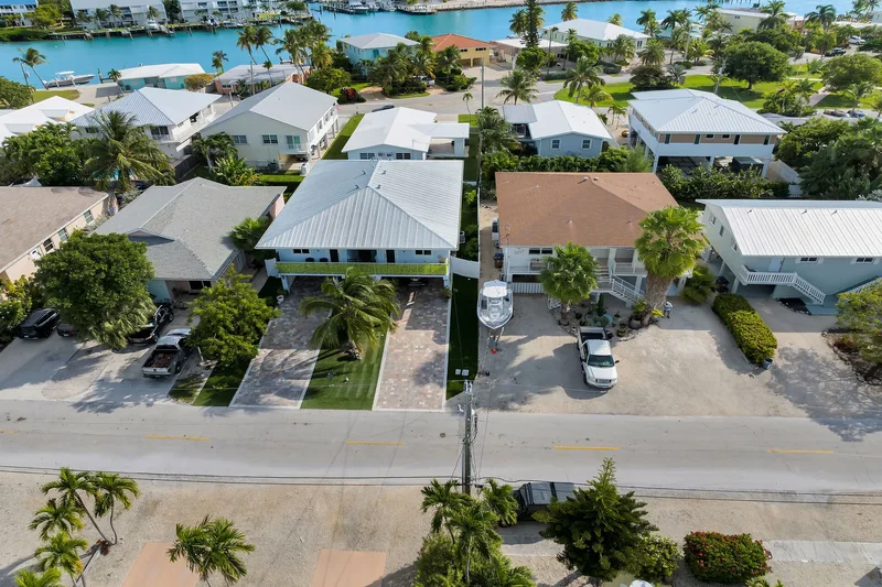 300 3rd Street, Key Colony Beach, FL 33051, Key Colony Beach, Florida, United States. - Photo 44