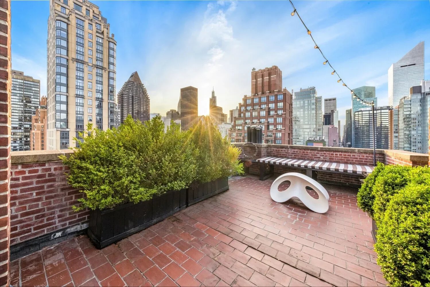 Southgate, 400 E 52ND ST, New York, New York, United States. - Photo 18