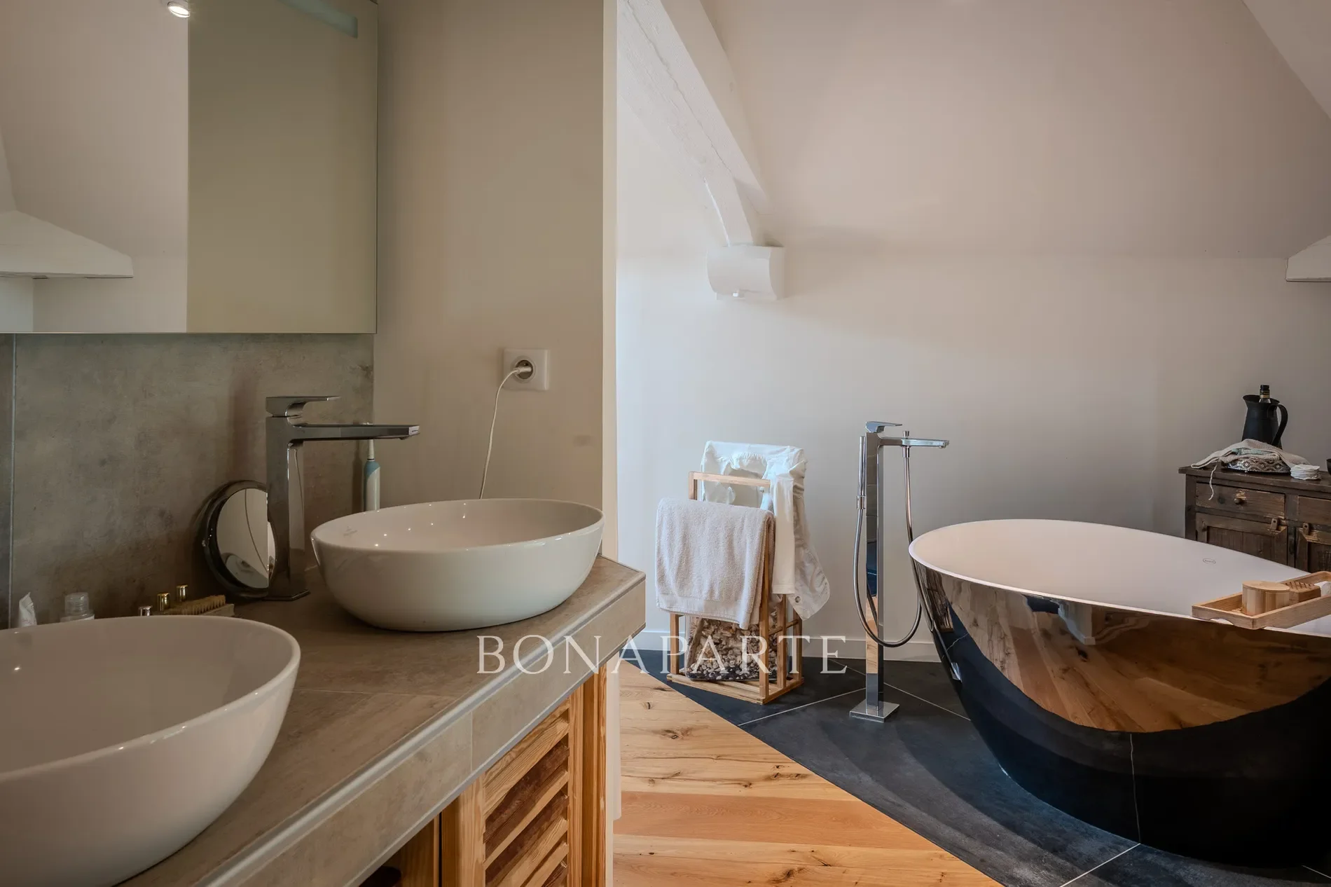 Gallery photo 4