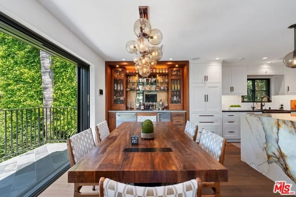 2612 Montana Avenue 1, Santa Monica, California, United States. - Photo 3