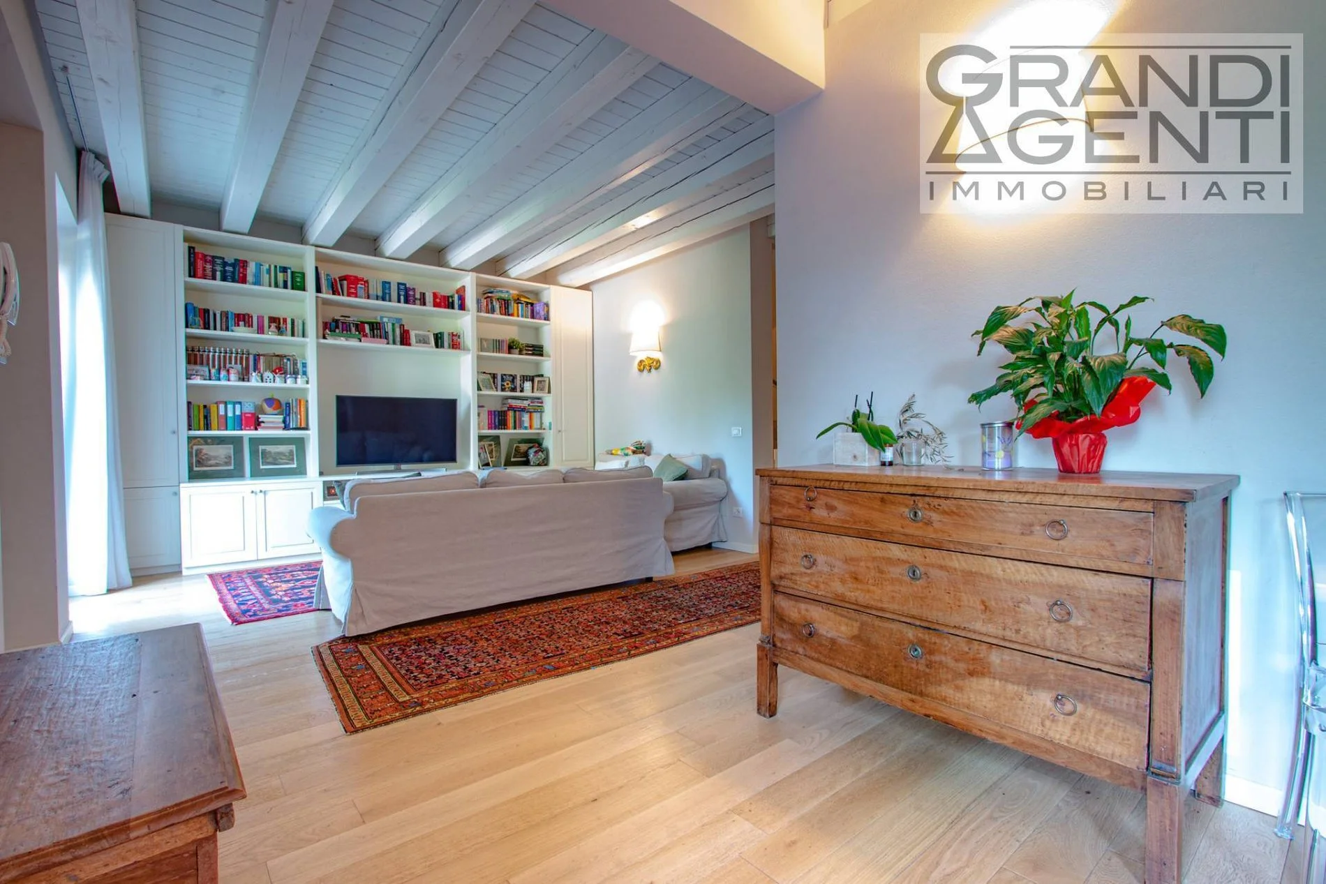 Lungadige Attiraglio 44, Verona, Veneto, Italy. - Photo 10