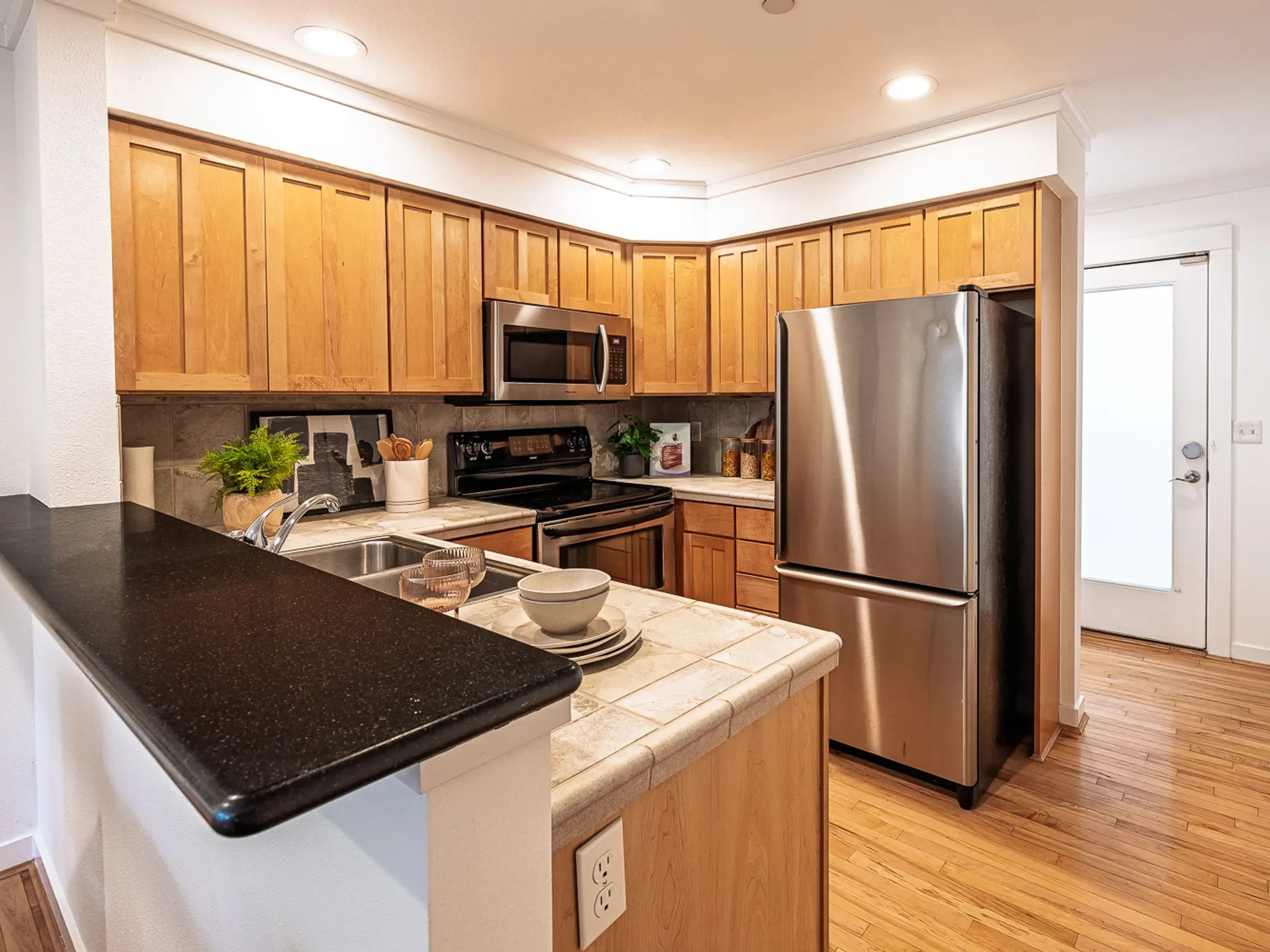 2502 N 50th St Unit #101 , Seattle, WA 98103, Seattle, Washington, United States. - Photo 8