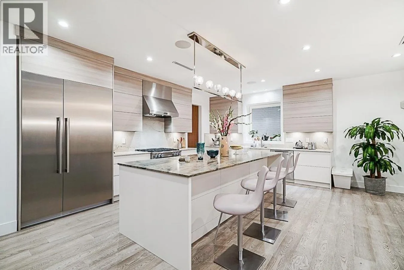 4610 MARINE DRIVE, Burnaby, British Columbia, Canada. - Photo 6