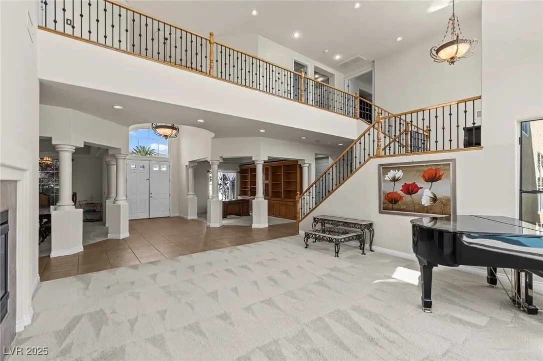 8095 Dark Hollow Place, Las Vegas, Nevada, United States. - Photo 11