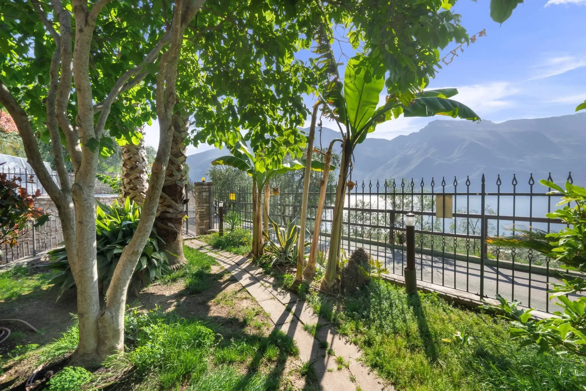 Via Milanesa 10/A3, Limone Sul Garda, Lombardy, Italy. - Photo 13