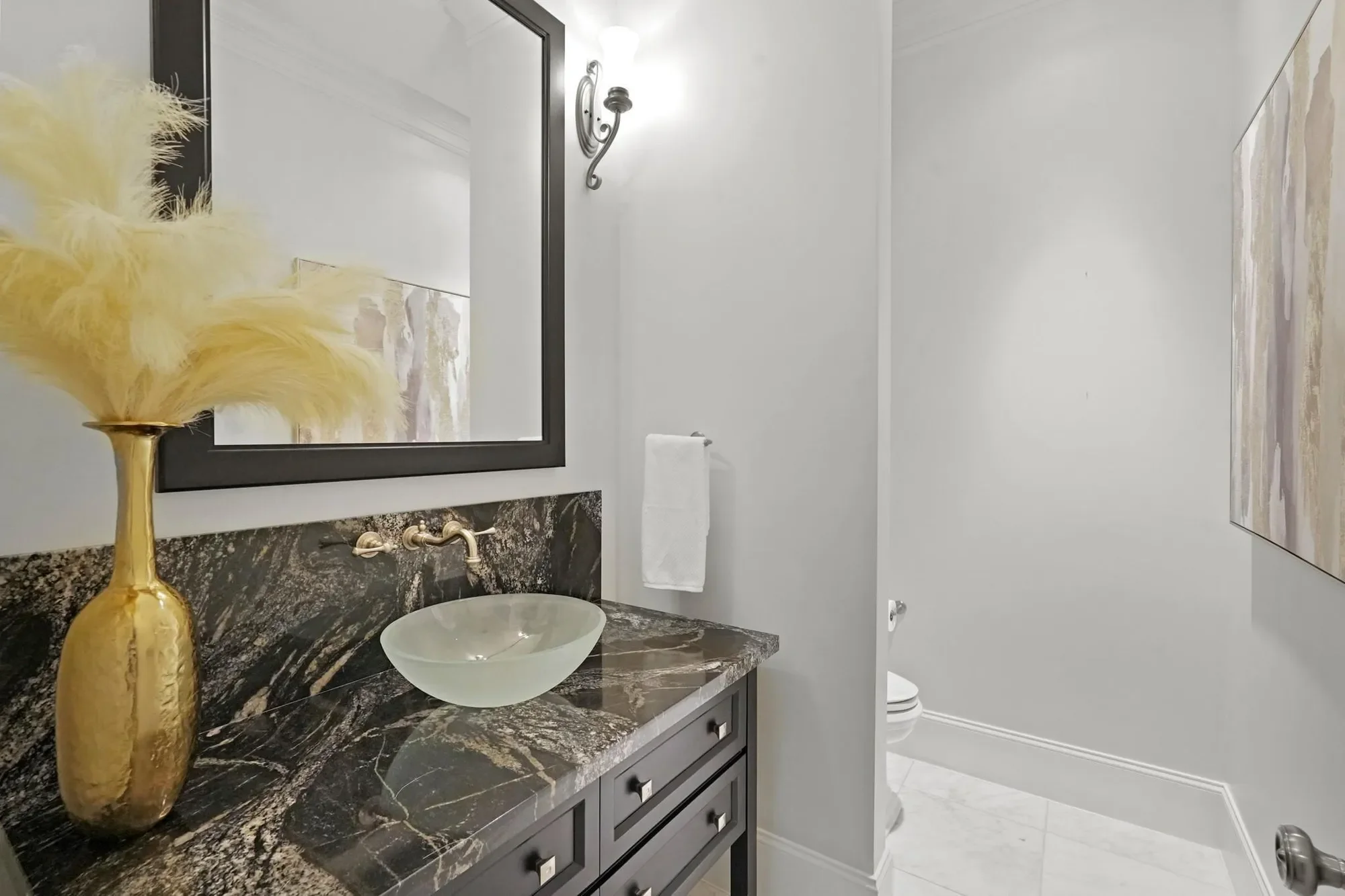 711 Timber Hill Drive, Hedwig Village, Texas, United States. - Photo 15