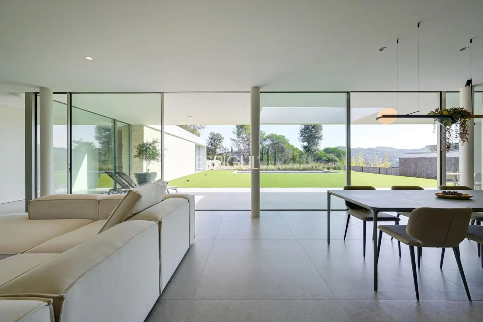 Gallery photo 9