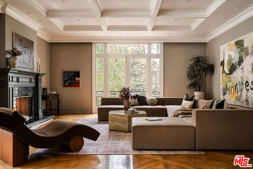 10509 Vestone Way, Los Angeles, California, United States. - Photo 7