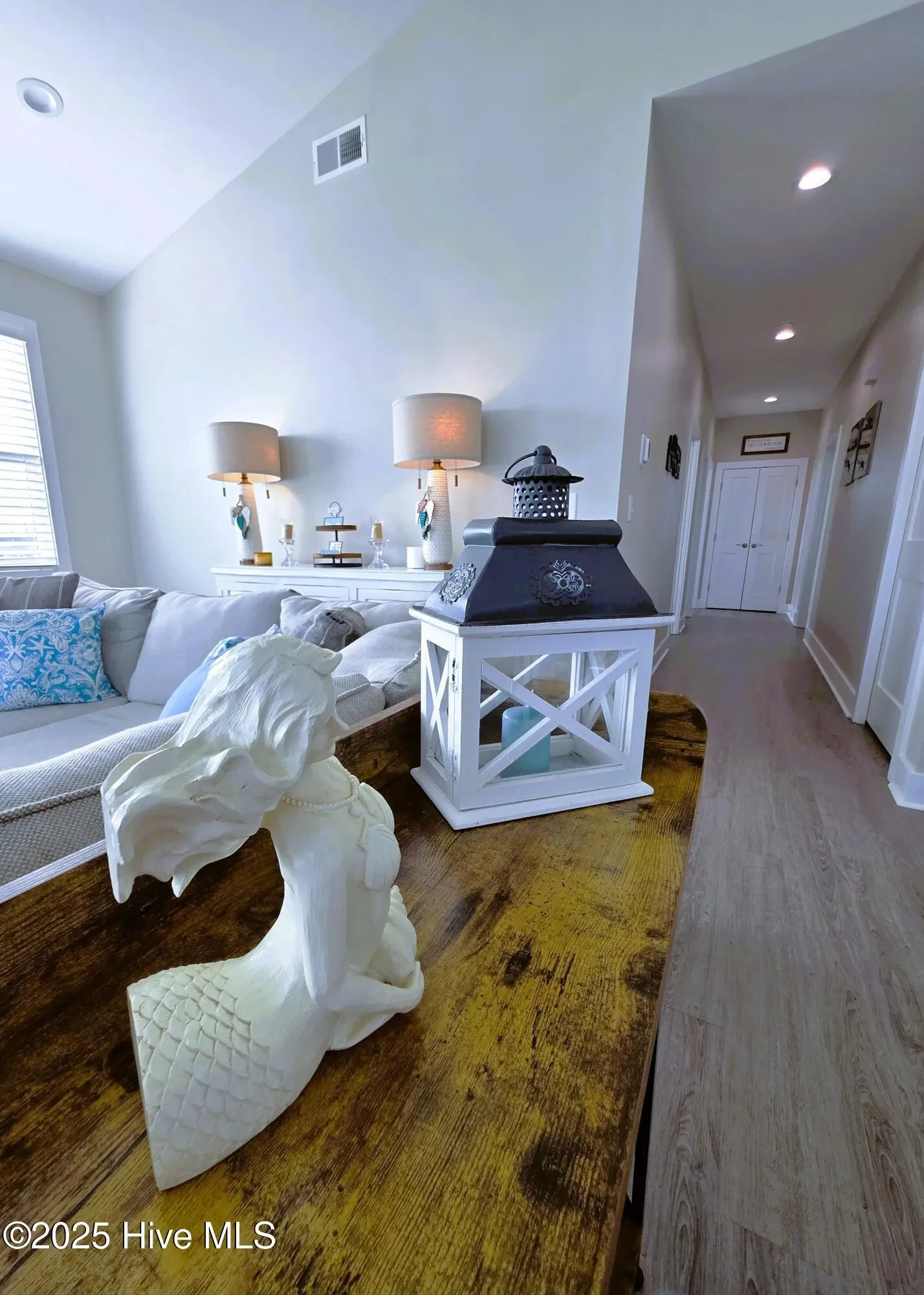 Gallery photo 6