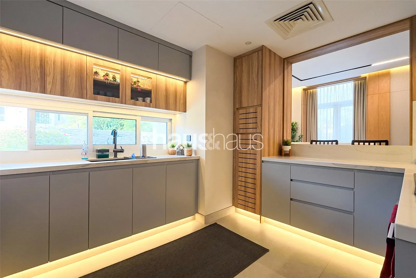 Gallery photo 3