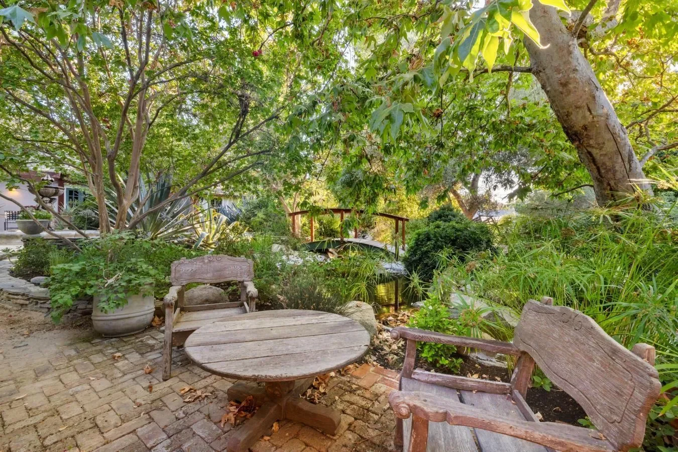 4750 Encino Avenue, Los Angeles, California, United States. - Photo 8