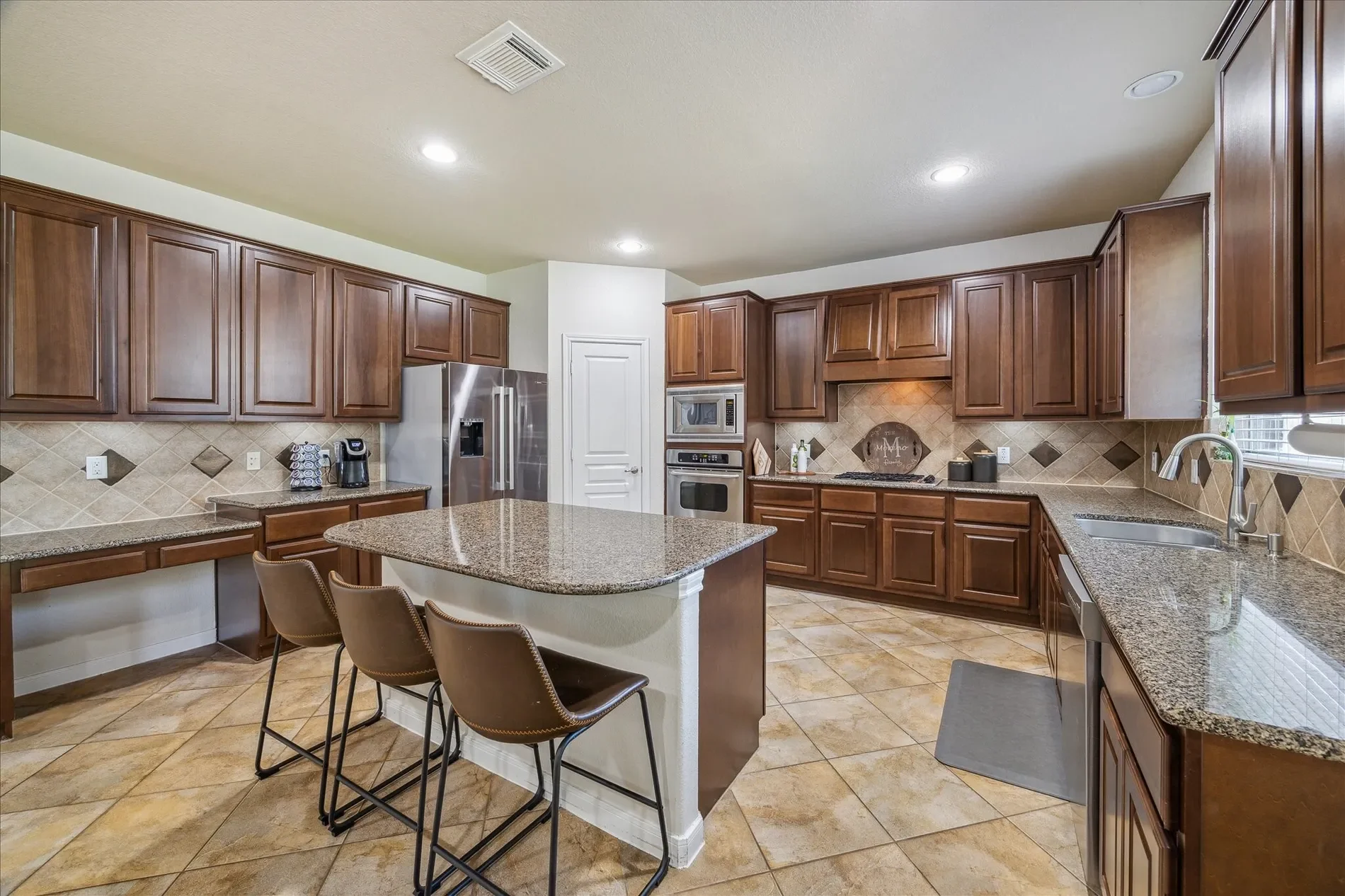 11911 Lake Mead Lane, Humble, TX 77346, Humble, Texas, United States. - Photo 6