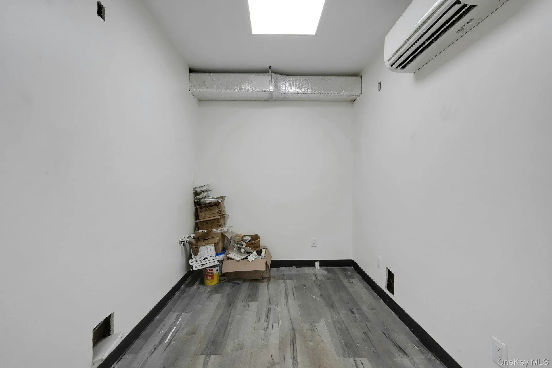 1636 E 172nd Street, New York, New York, United States. - Photo 9