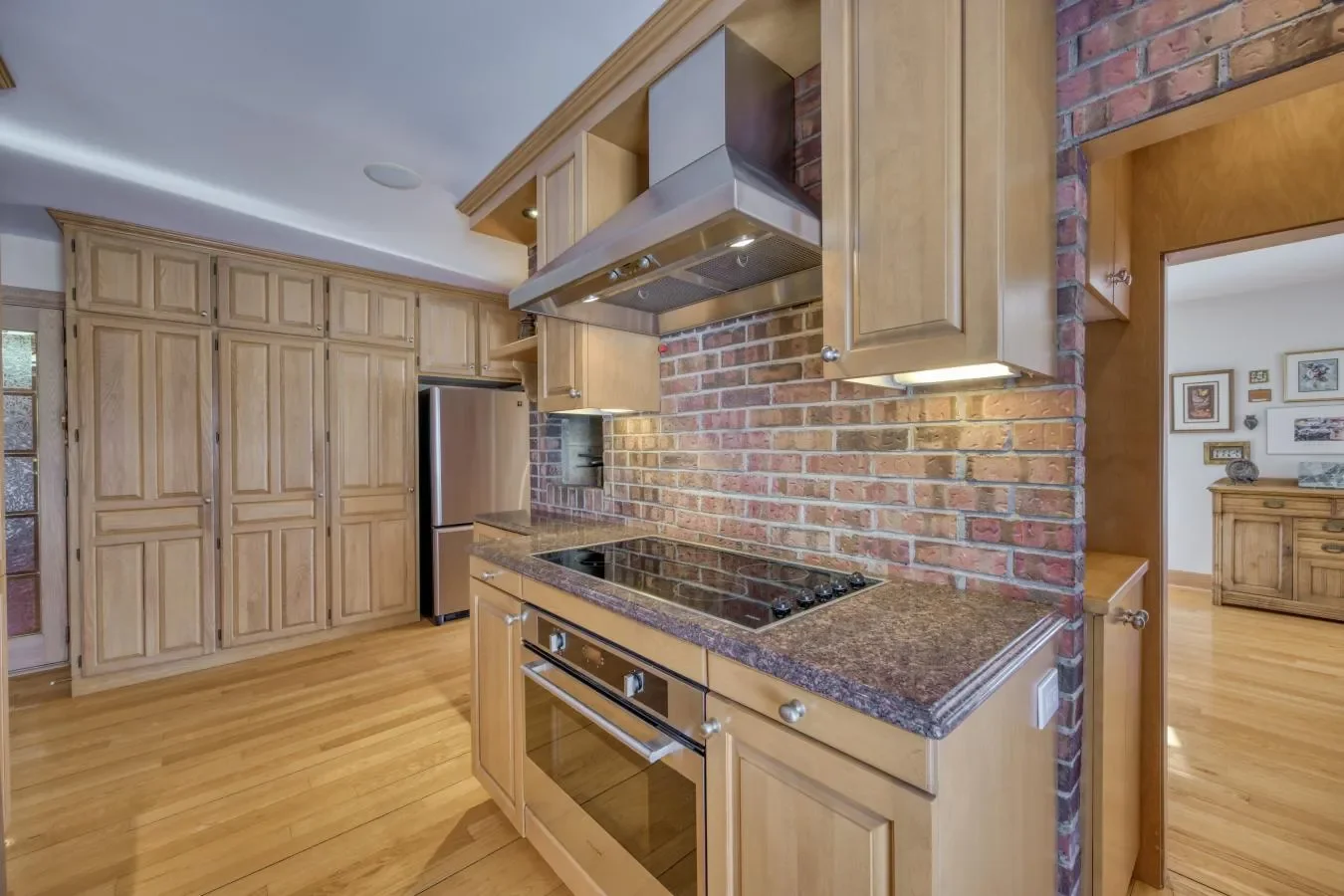 1009 Boul L'Assomption, Repentigny, Quebec, Canada. - Photo 19