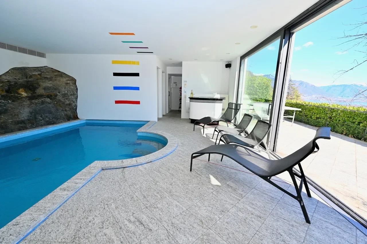 Ronco sopra Ascona, Ticino, Switzerland. - Photo 5