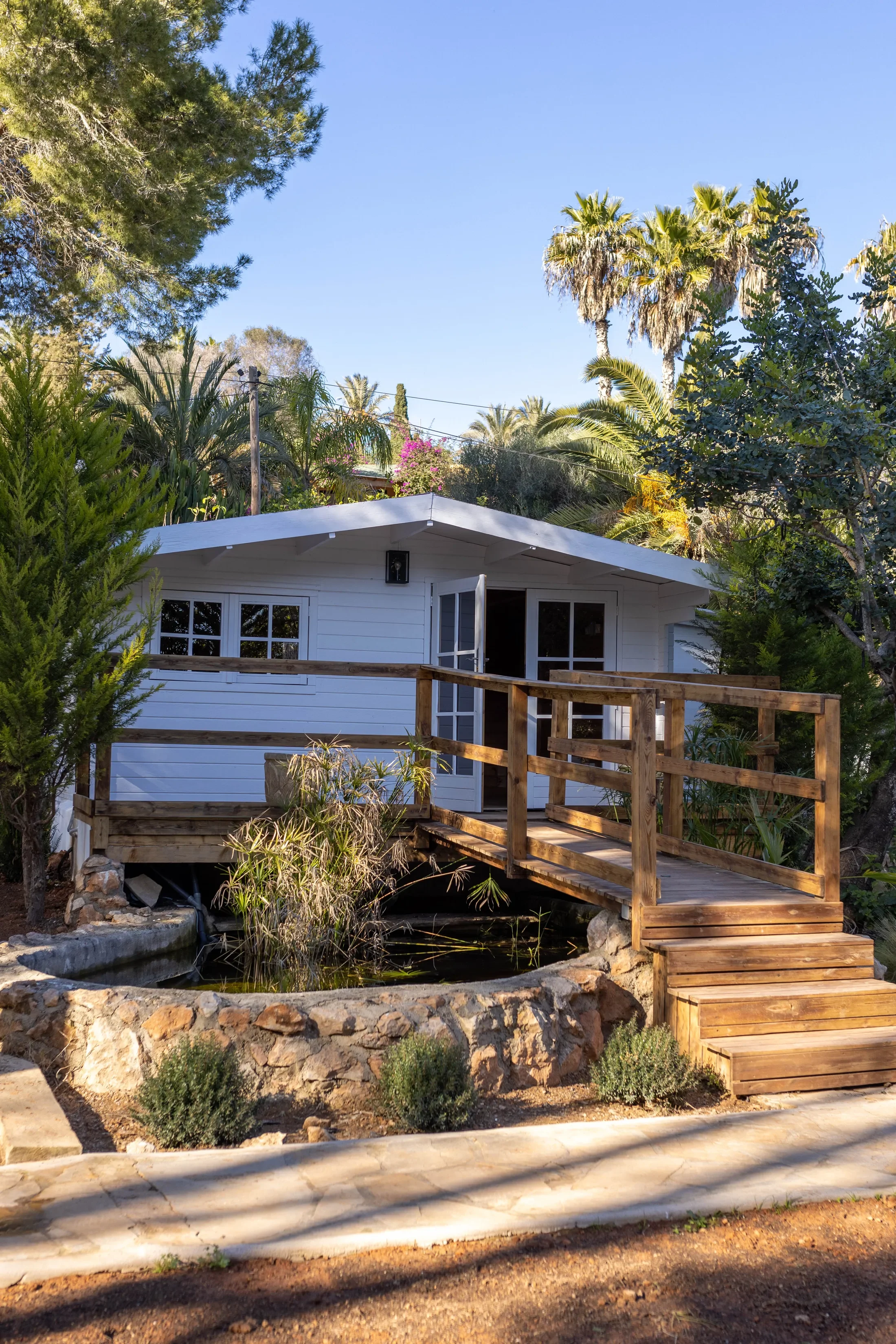 Exterior photo 10