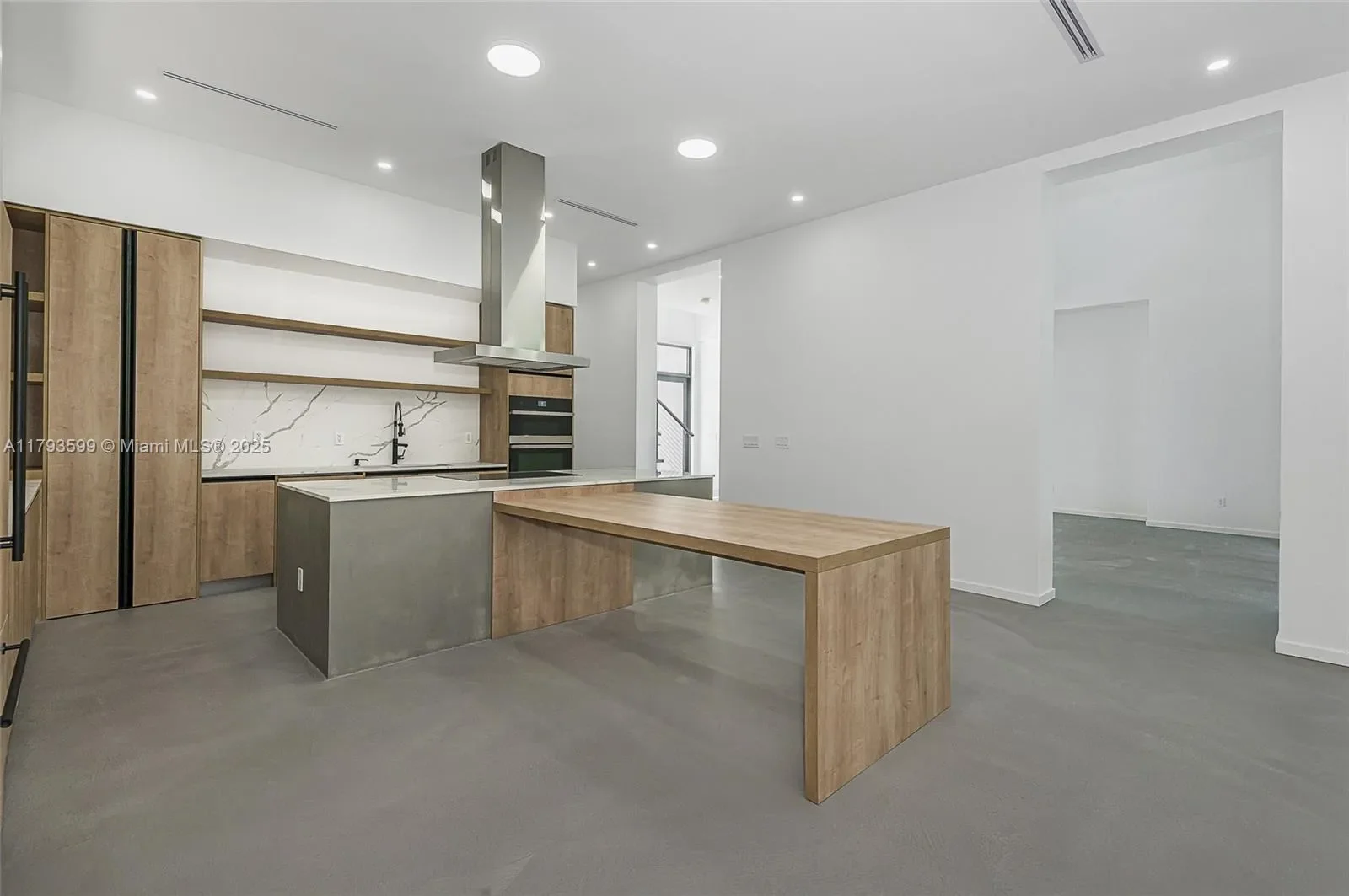 2730 SW 17th Ave, Miami, Florida, United States. - Photo 5