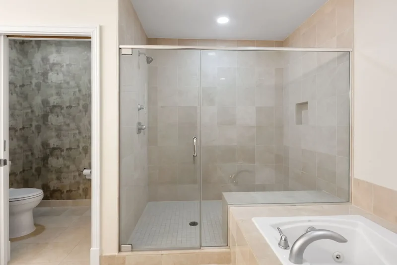 520 S Washington Street , 103, Naperville, IL 60540, Naperville, Illinois, United States. - Photo 17