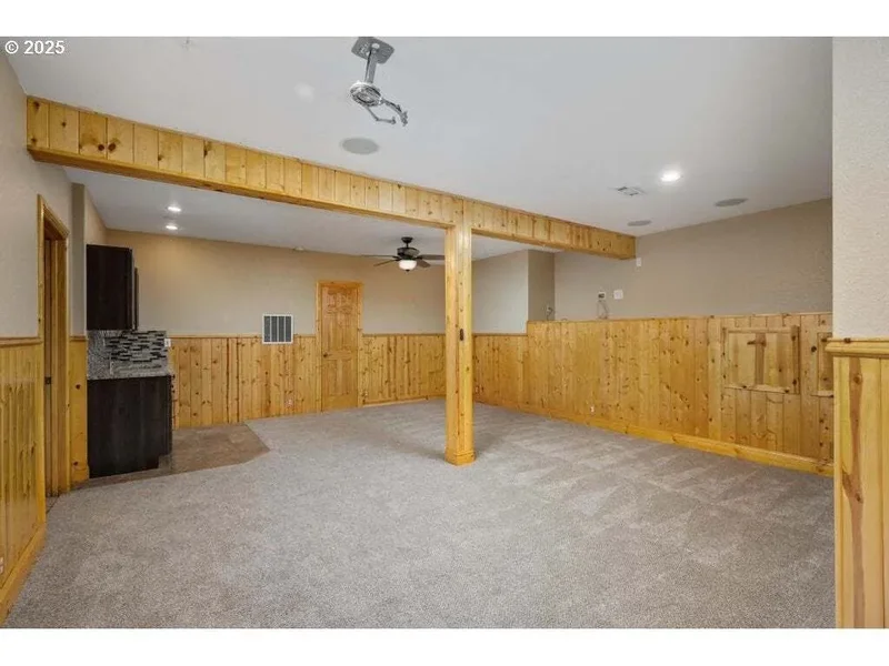 15530 NW Old Pumpkin Ridge Rd, NorthPlains, OR 97133, North Plains, Oregon, United States. - Photo 25
