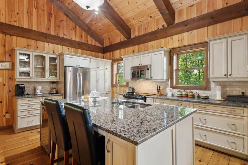 405 Allée Paisible, Mont-Tremblant, Quebec, Canada. - Photo 14