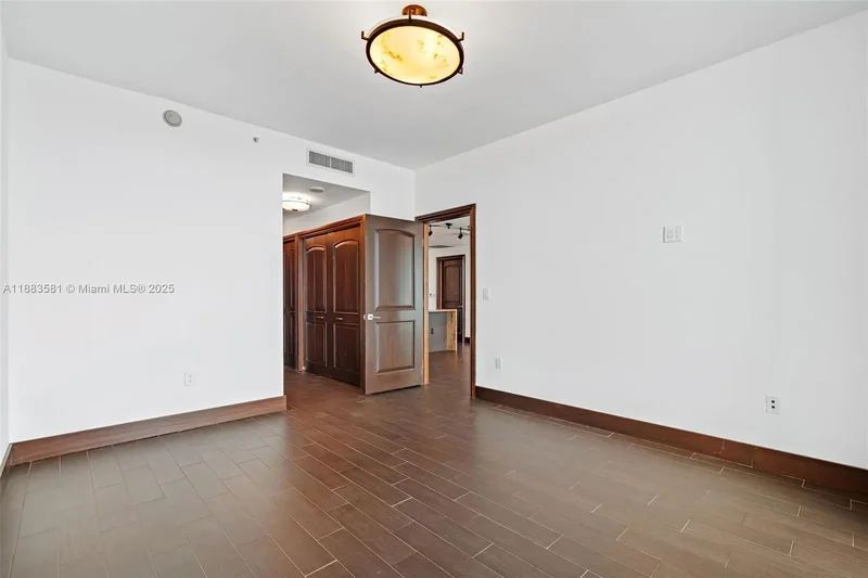 900 Biscayne Blvd 3502, Miami, Florida, United States. - Photo 18