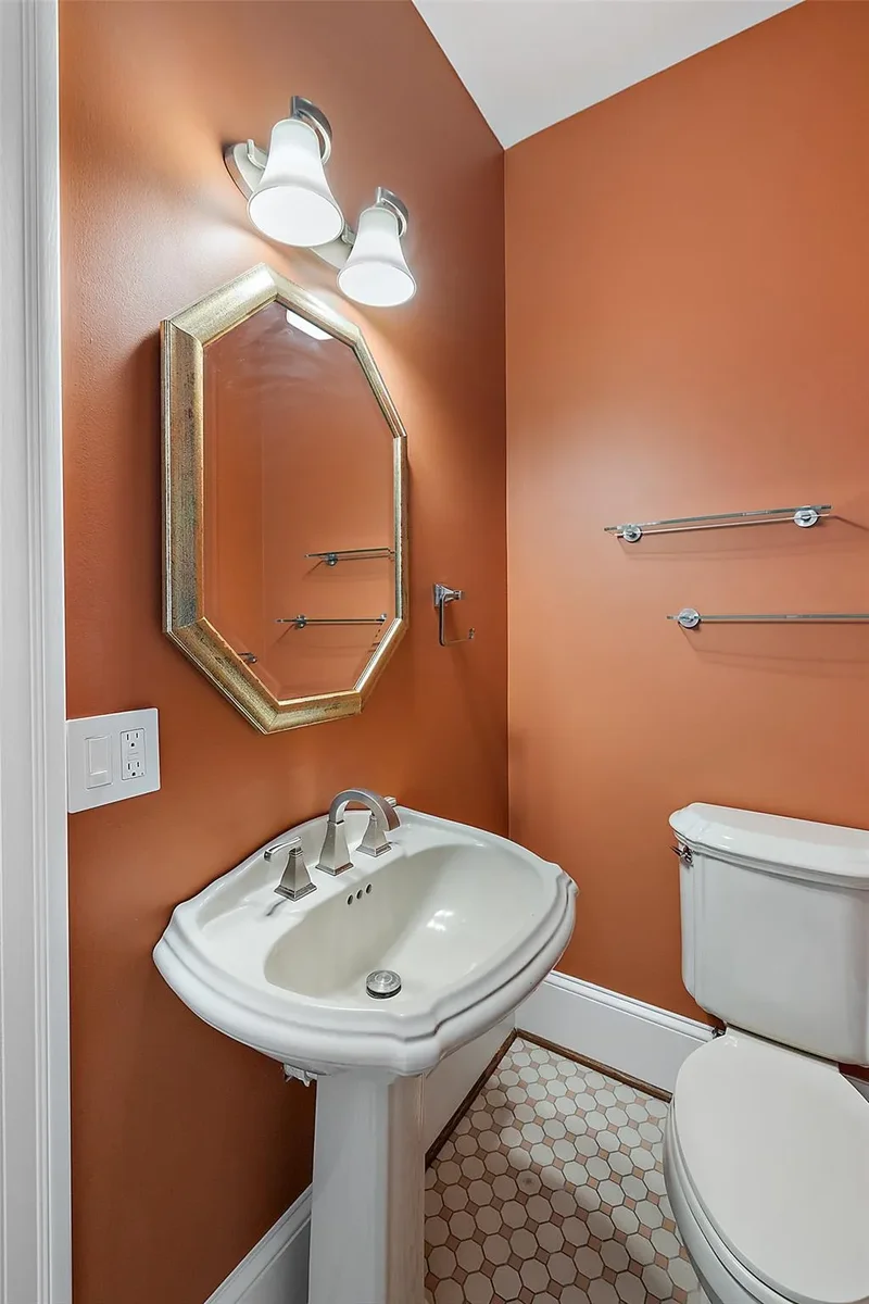 3642 Orchard Lake Road, West Bloomfield, MI, 48324, USA, Orchard Lake Village, Michigan, United States. - Photo 3