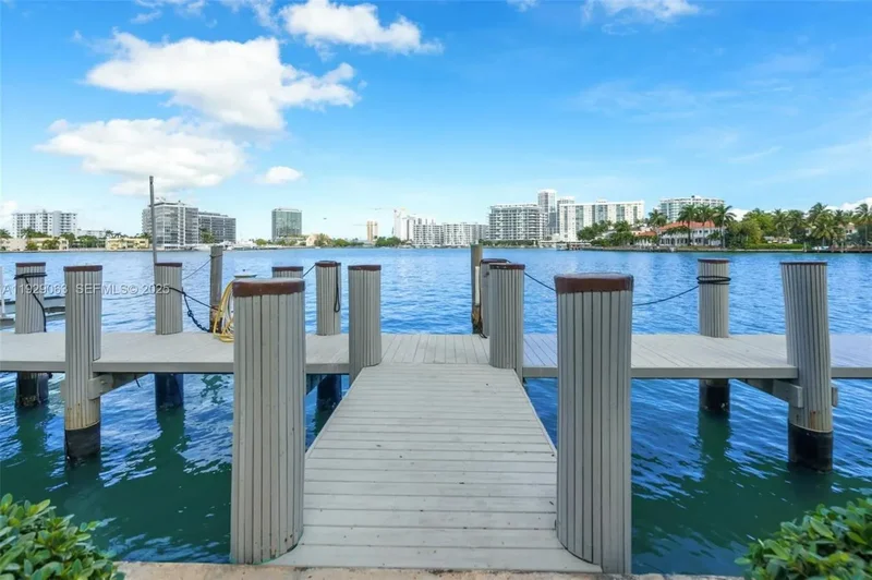 84 La Gorce Circle, Miami Beach, Florida, United States. - Photo 6